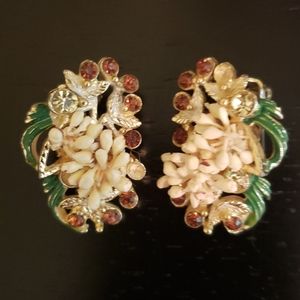 Vintage Florence Clip Earrings - Stunning!